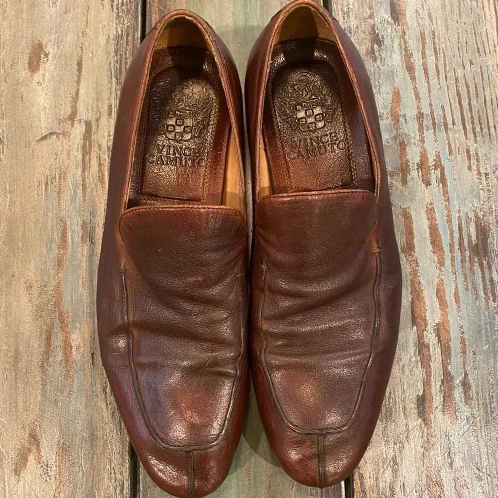 Vince Camuto Ennah Mens Loafers Brown Leather Shoes, Heel Drag, Size 9 Embossed
